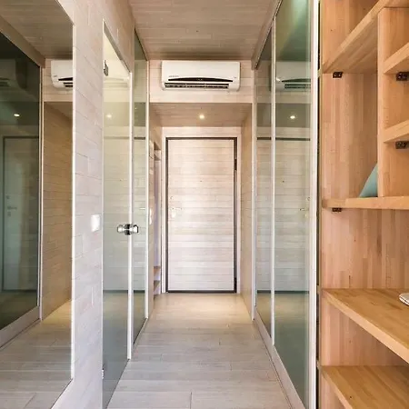 Designer's Apartment Peraia (Thessaloniki)
